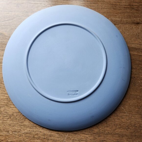 Wedgwood Jasperware London Series Annual Christmas Plate, 1971 Piccadilly Circus - Picture 2 of 5